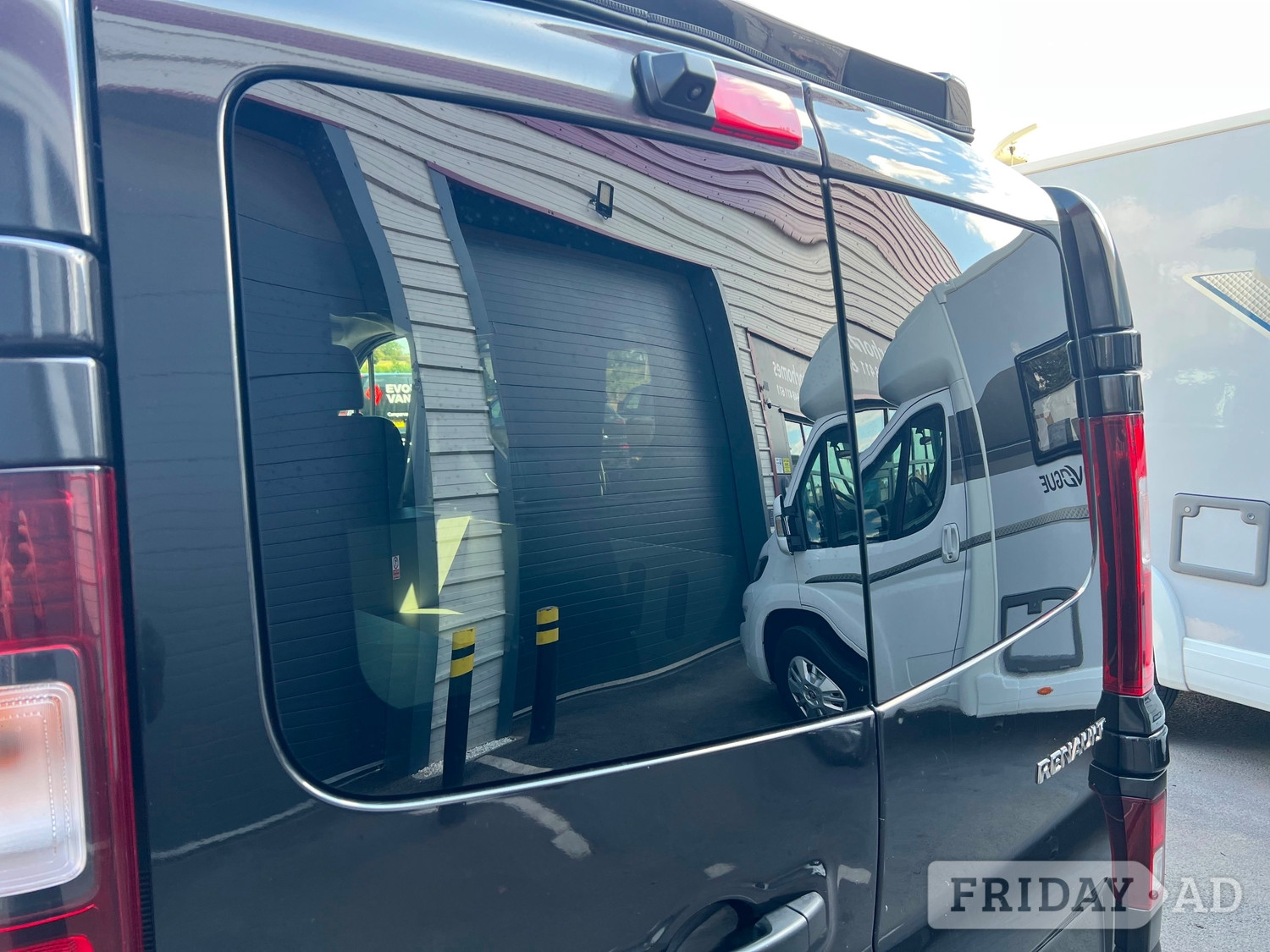 Renault Trafic 2016 - Motorhomes & Caravans