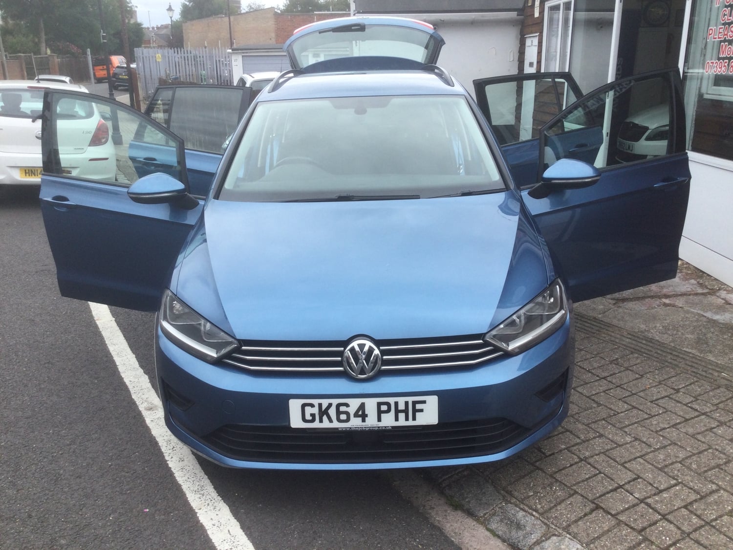 [ berth ]Volkswagen Golf SV