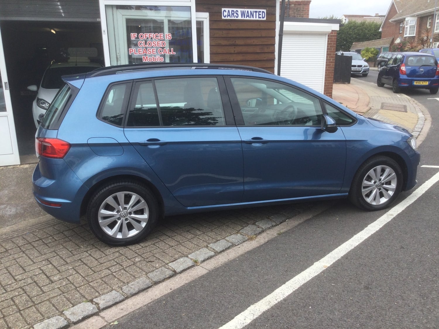 Volkswagen Golf SV 2014 - Cars in Southsea