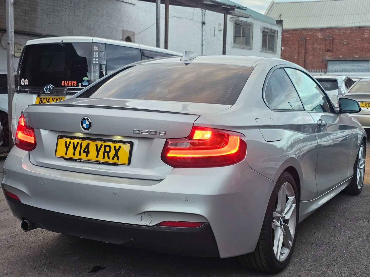 BMW 2 Series 2014 - Cars