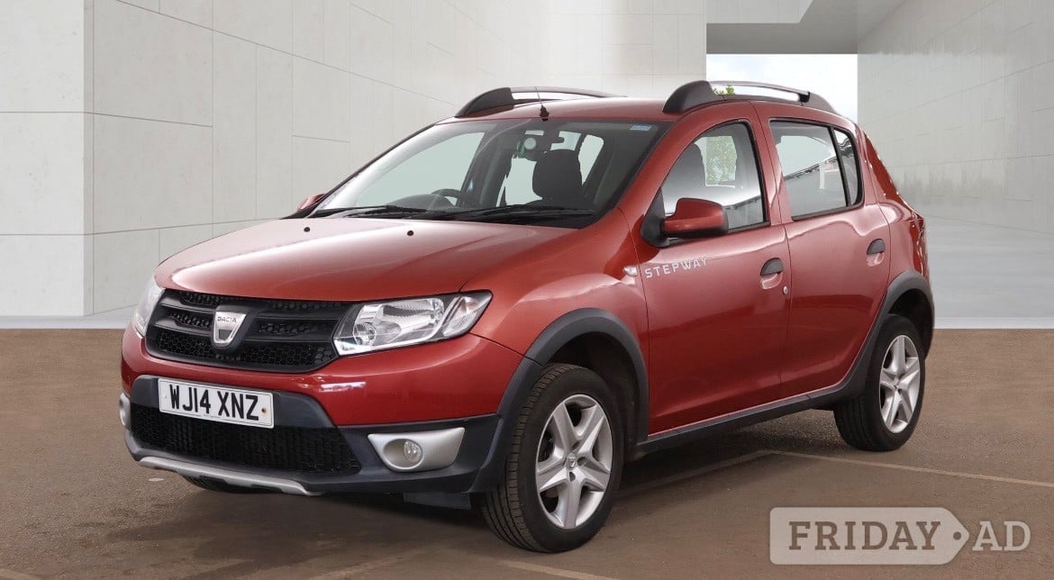 Dacia Sandero Stepway 2014 - Cars in Hengoed