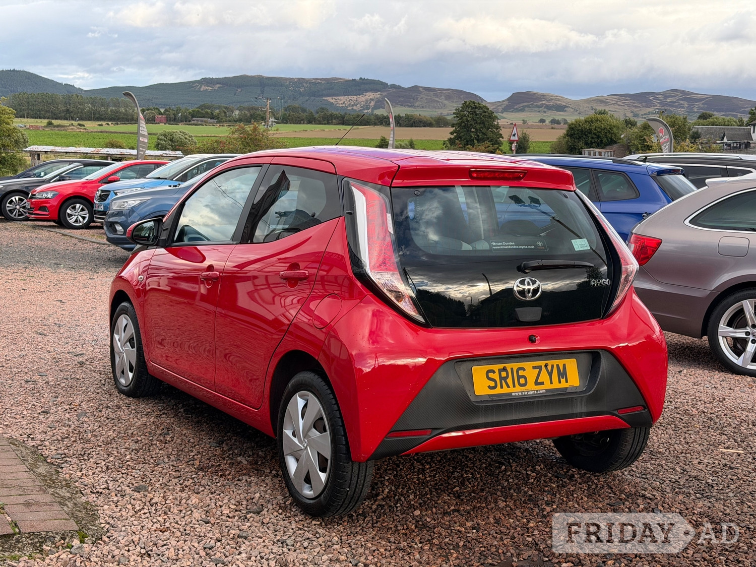 Toyota Aygo 2016 - Cars