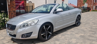 Volvo C70 2011