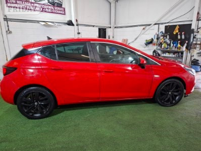 Vauxhall Astra 2017 - Cars