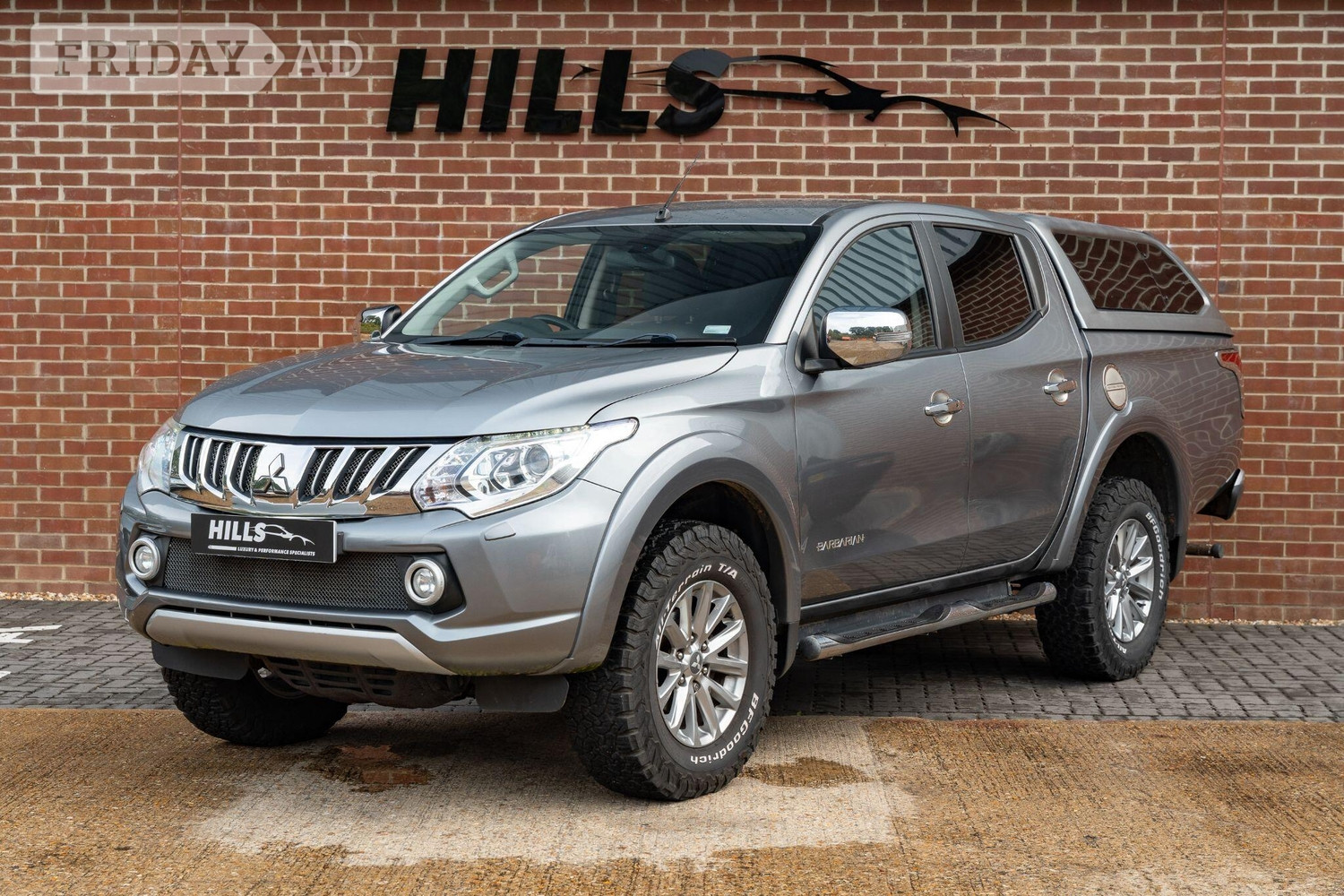 [ berth ]Mitsubishi L200