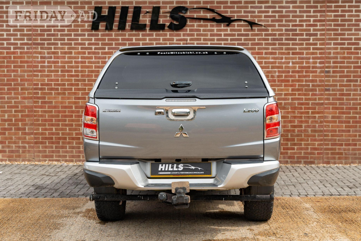 Mitsubishi L200 2015 - Vans & Commercial Vehicles