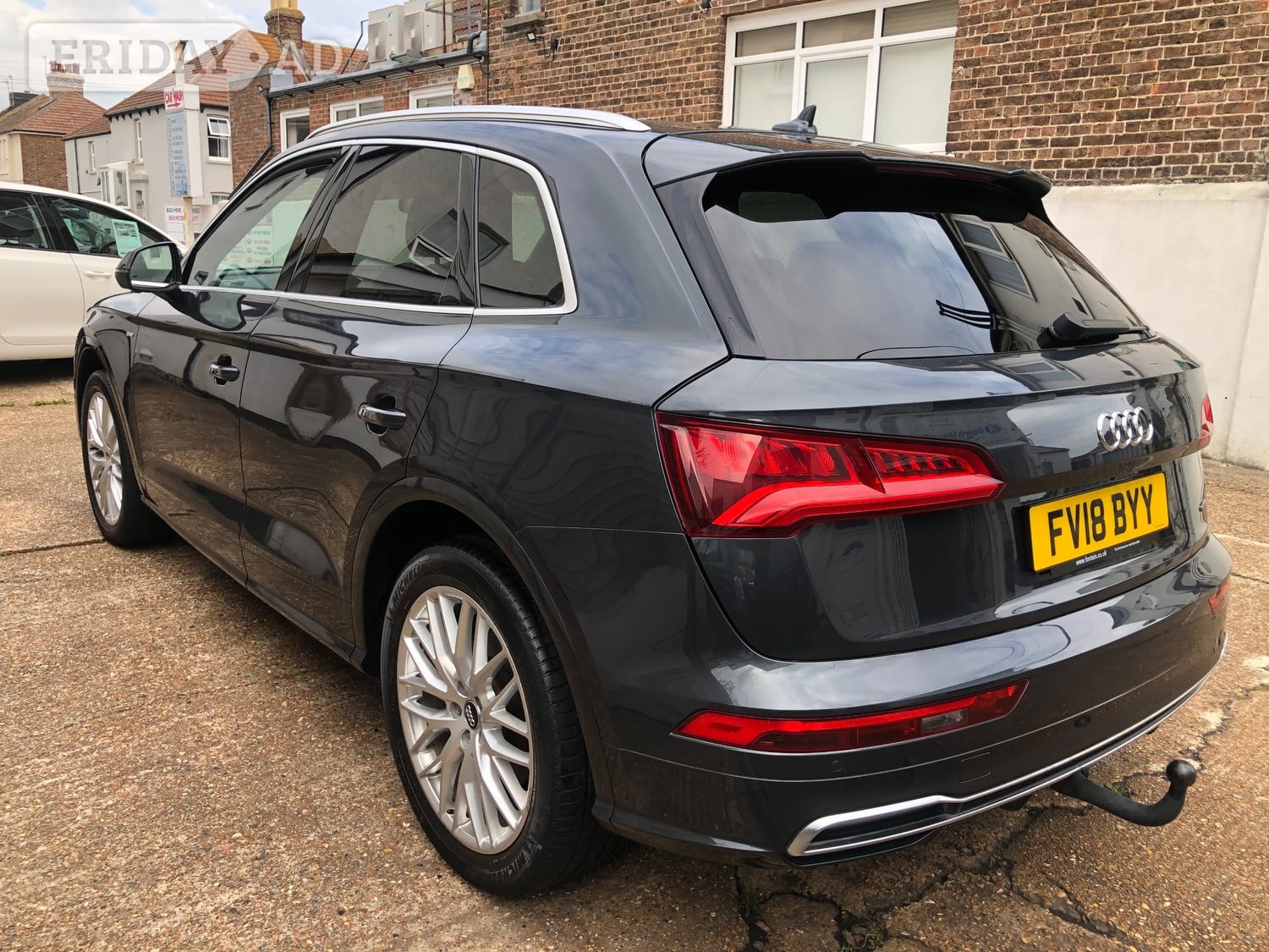 [ berth ]Audi Q5