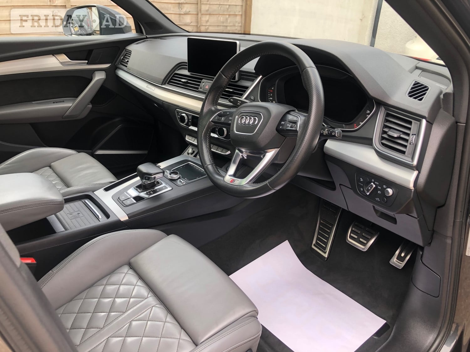 Audi Q5 2018 - Cars