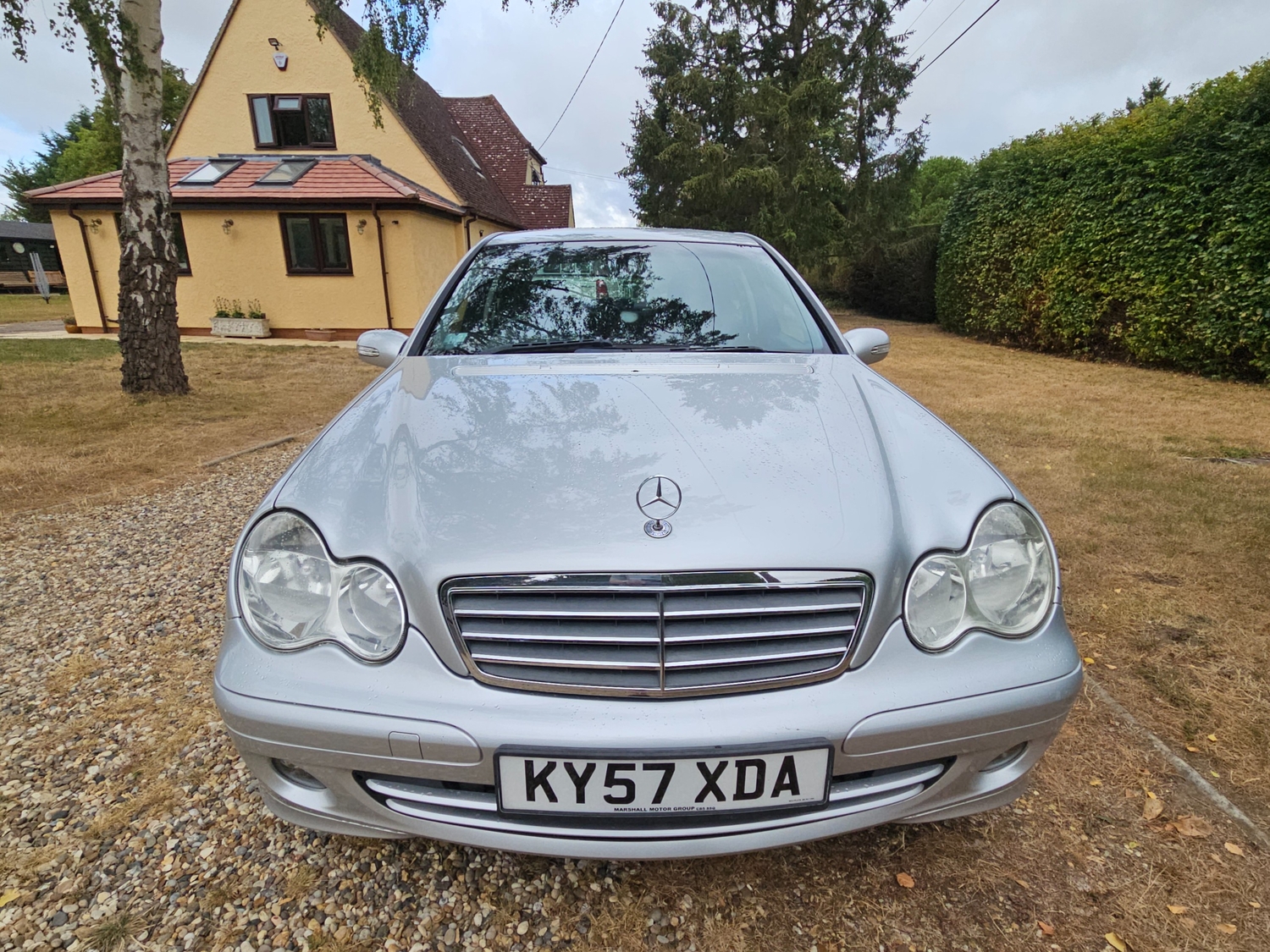 [ berth ]Mercedes-Benz C Class