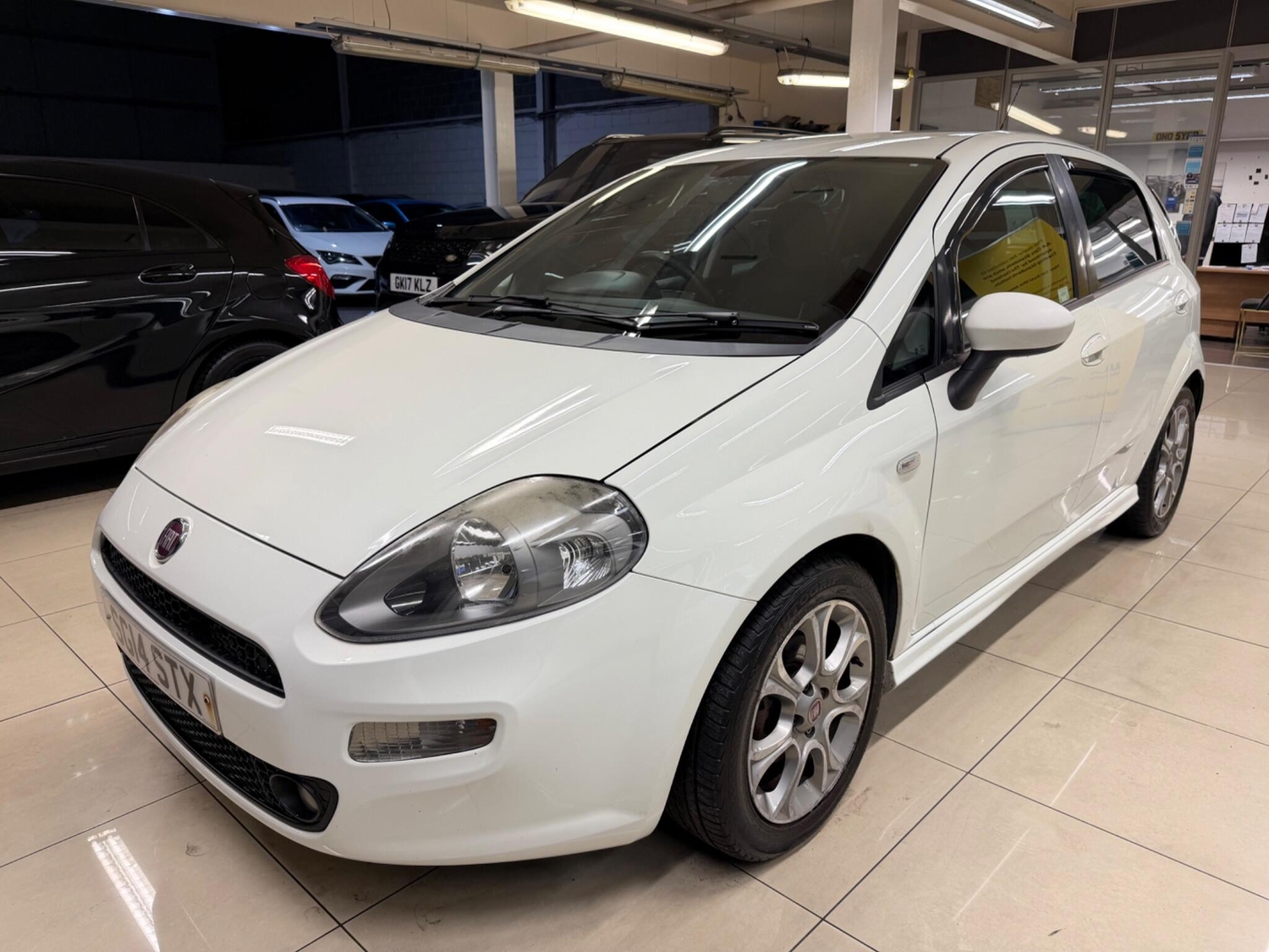 Fiat Punto 2014 - Cars in Rotherham