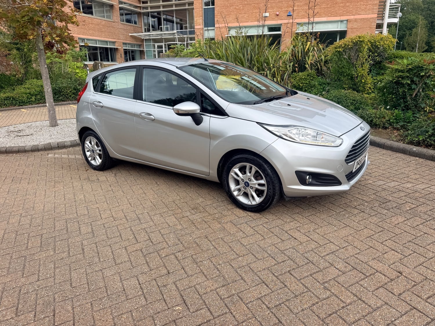Ford Fiesta 2016 - Cars in Fareham