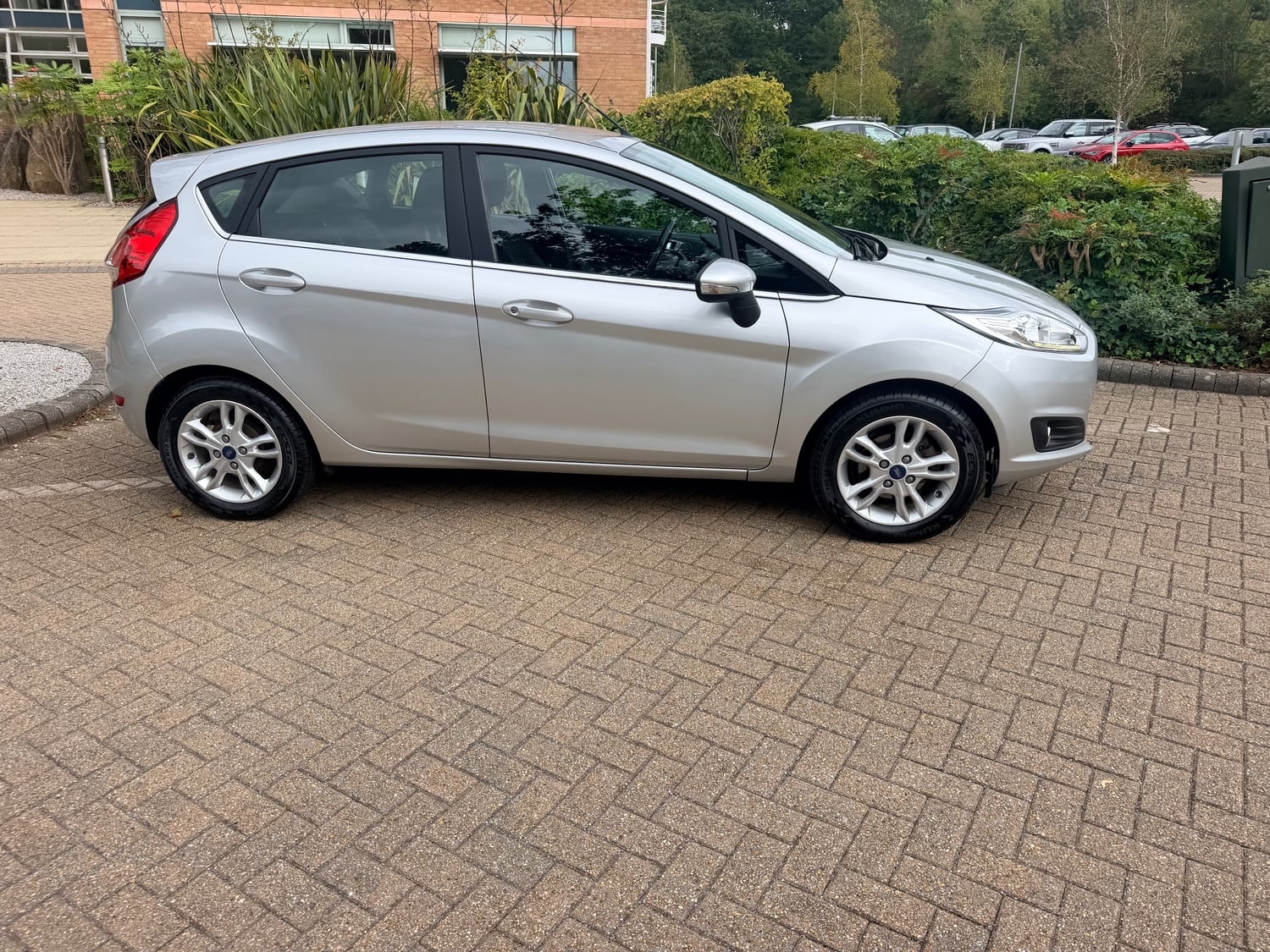 Ford Fiesta 2016 - Cars