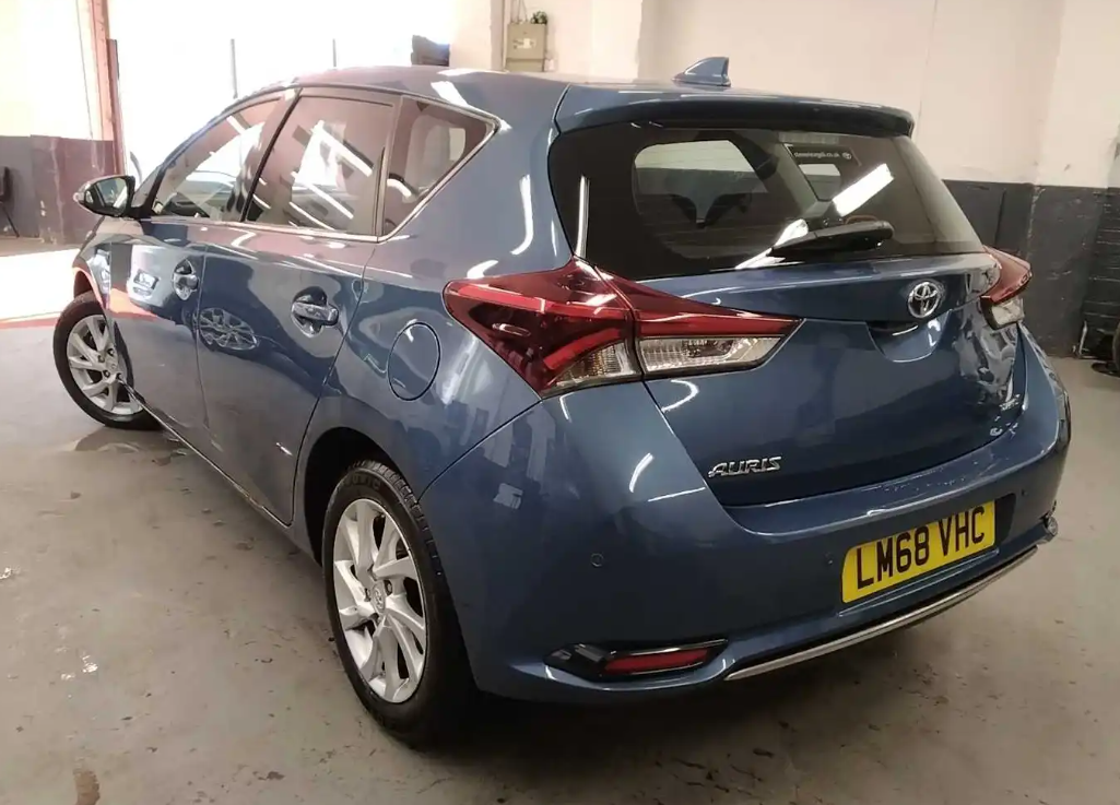 [ berth ]Toyota Auris