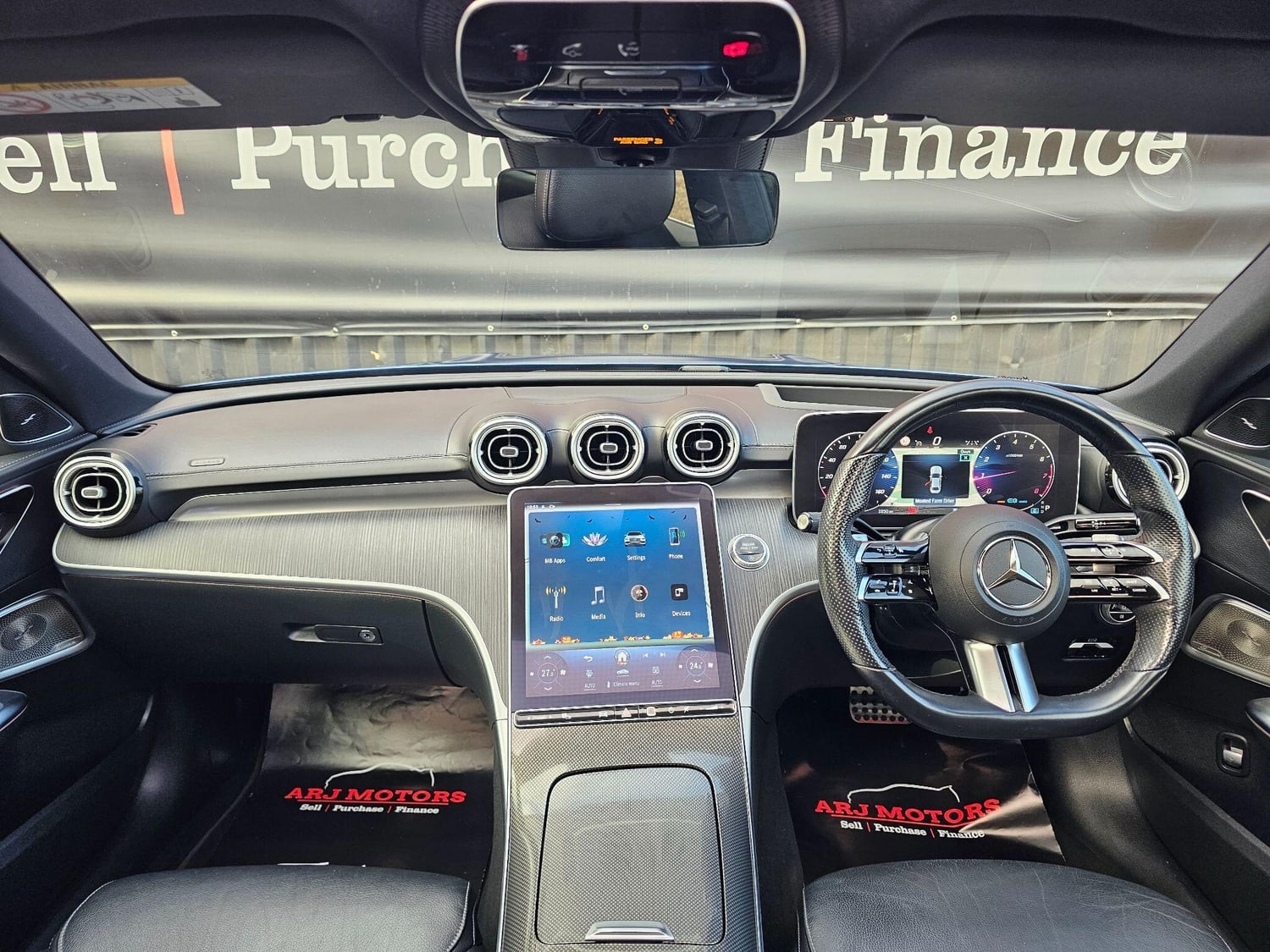 [ berth ]Mercedes-Benz C Class