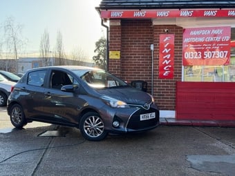 Toyota Yaris 2016