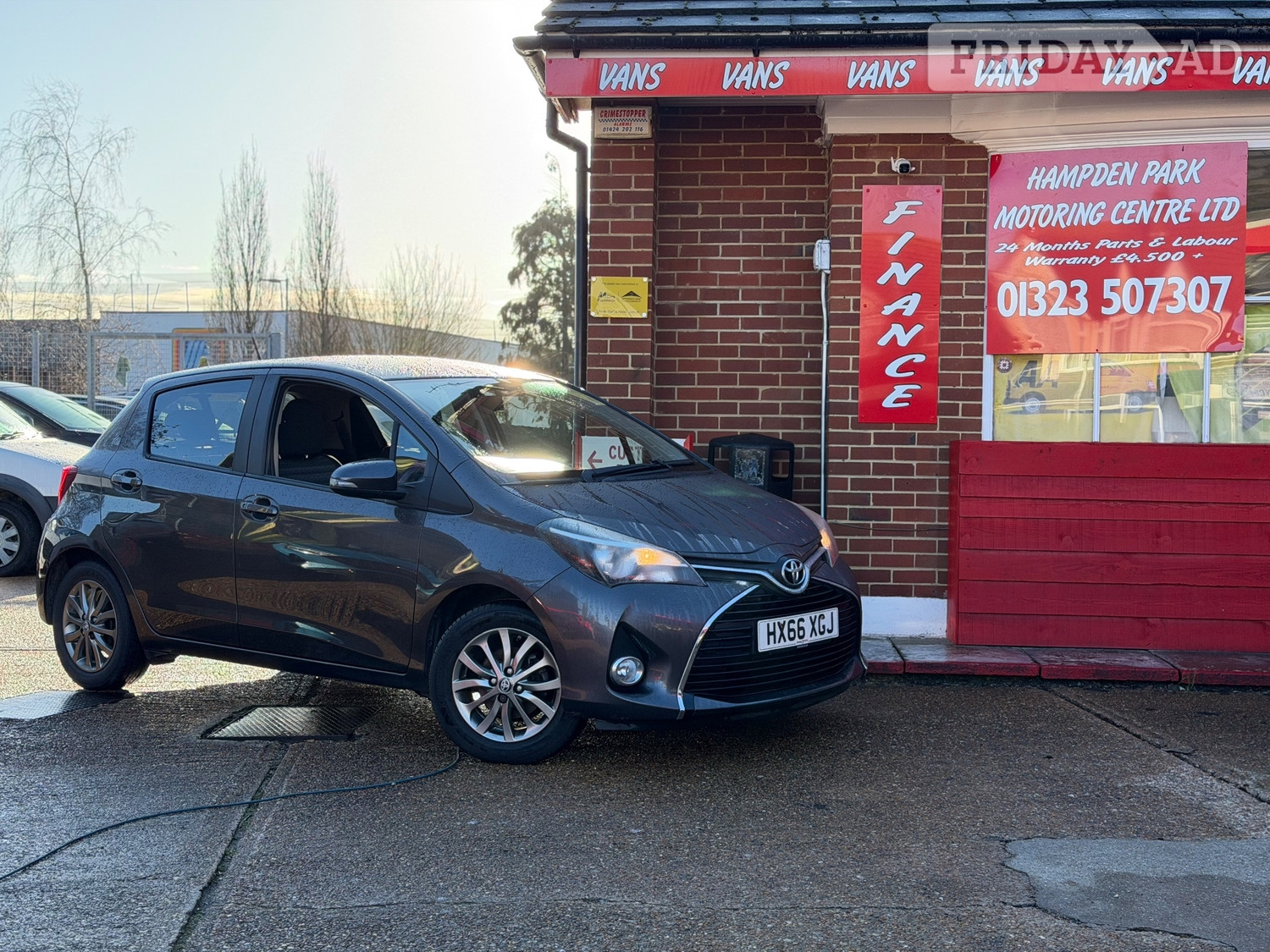 Toyota Yaris 2016 in Eastbourne