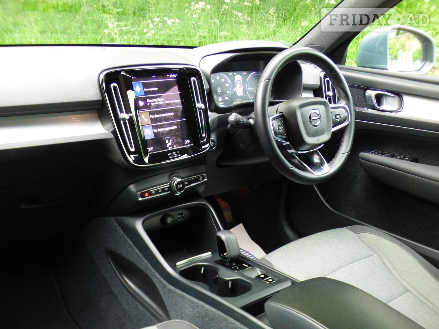 [ berth ]Volvo XC40