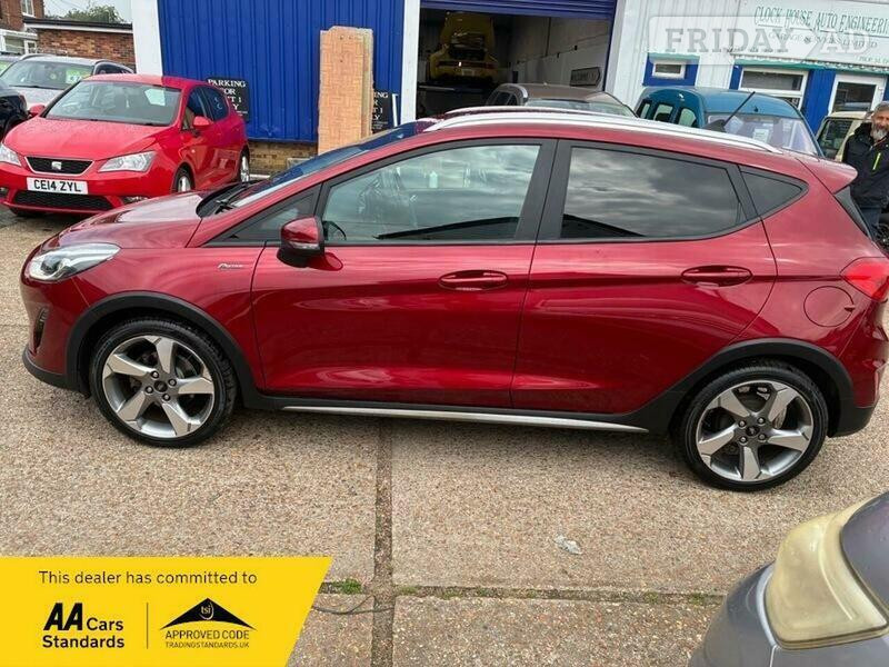 [ berth ]Ford Fiesta