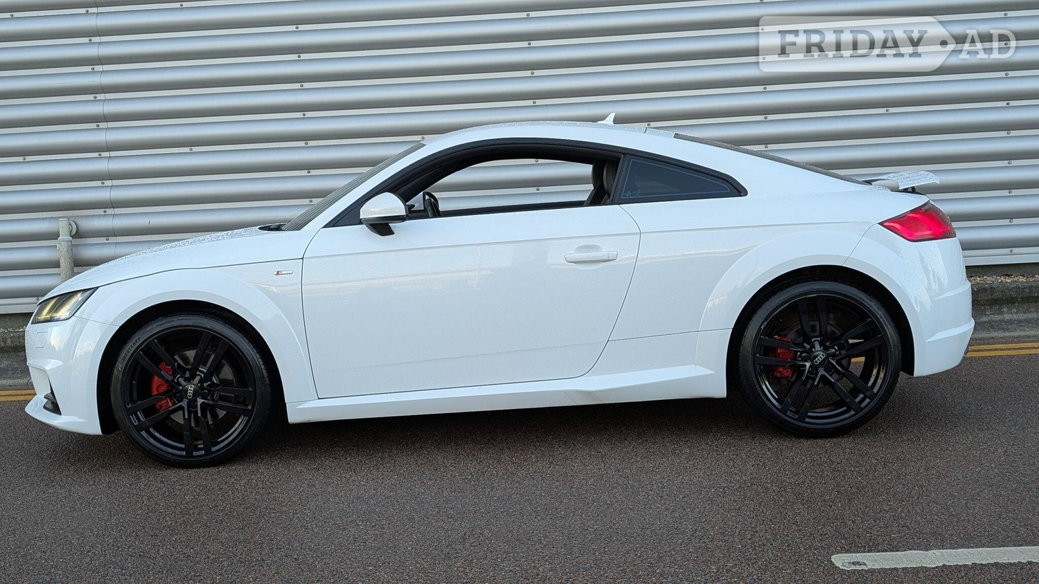 Audi TT 2015 - Cars in St. Albans
