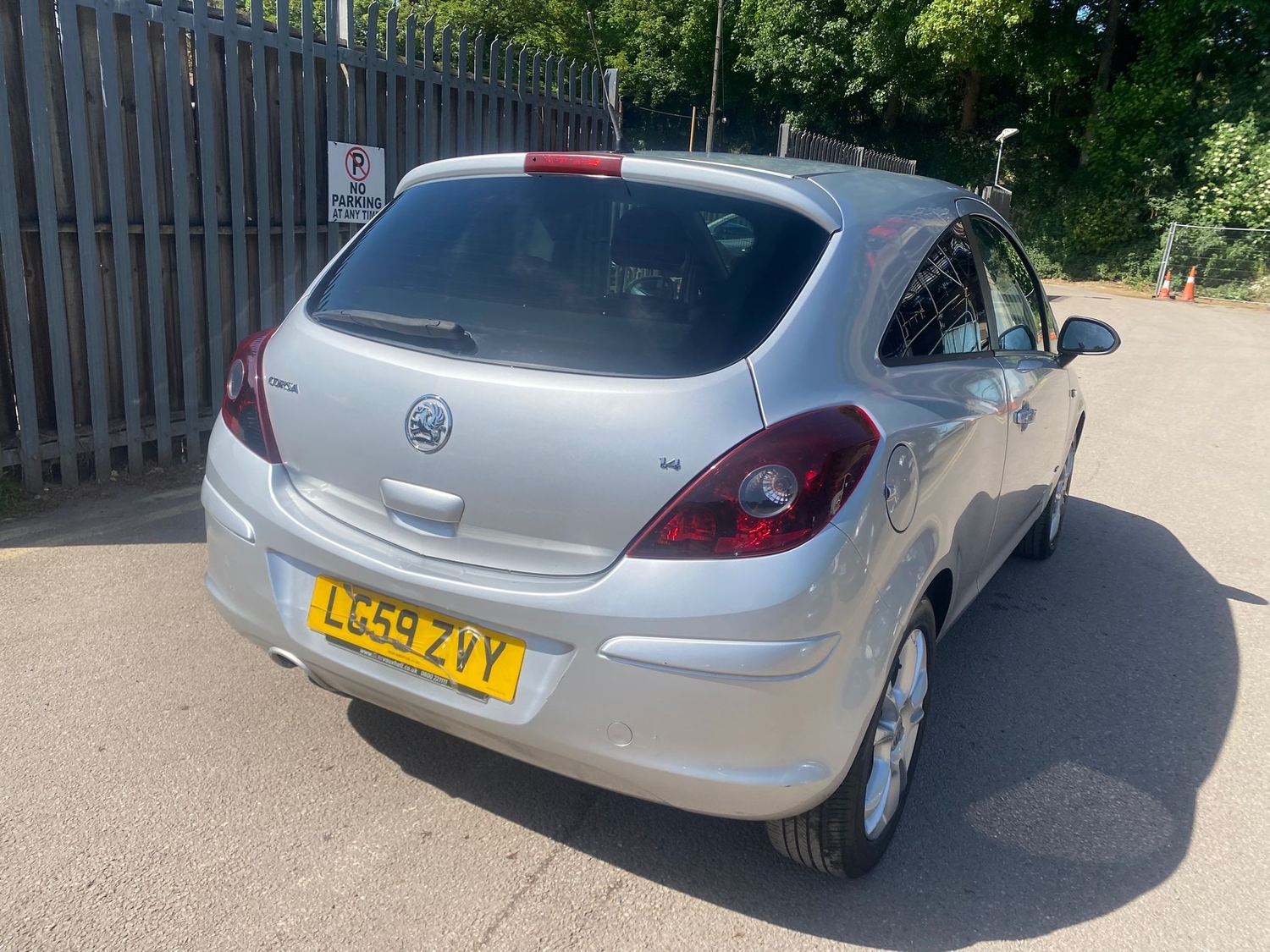 Vauxhall Corsa 2009 - Cars