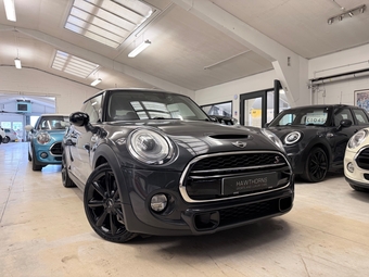 Mini Hatch 2016