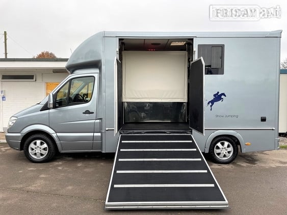 Equicruiser  Mercedes-Benz Horsebox in West Meon