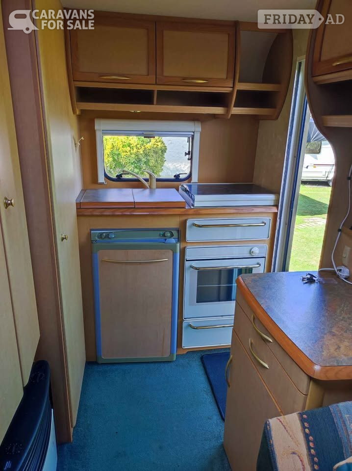Abbey iona gts 2003 - Motorhomes & Caravans in Reigate