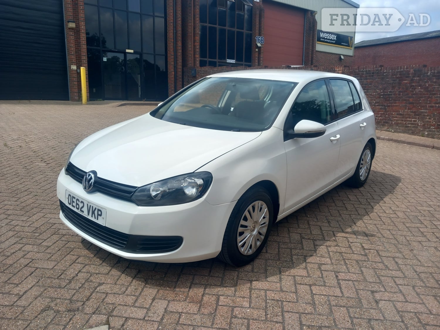 [ berth ]Volkswagen Golf
