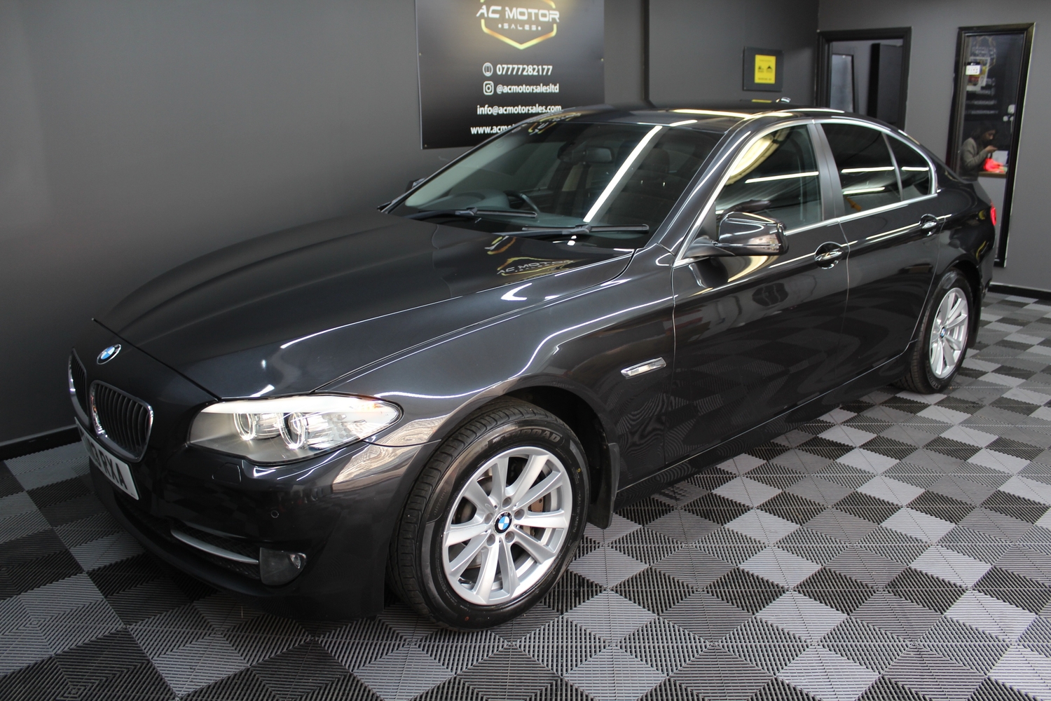 BMW 5 Series 2013 - Cars in Chertsey