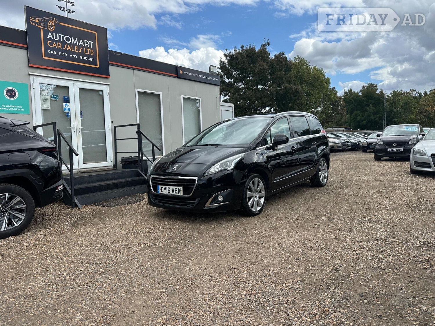 [ berth ]Peugeot 5008