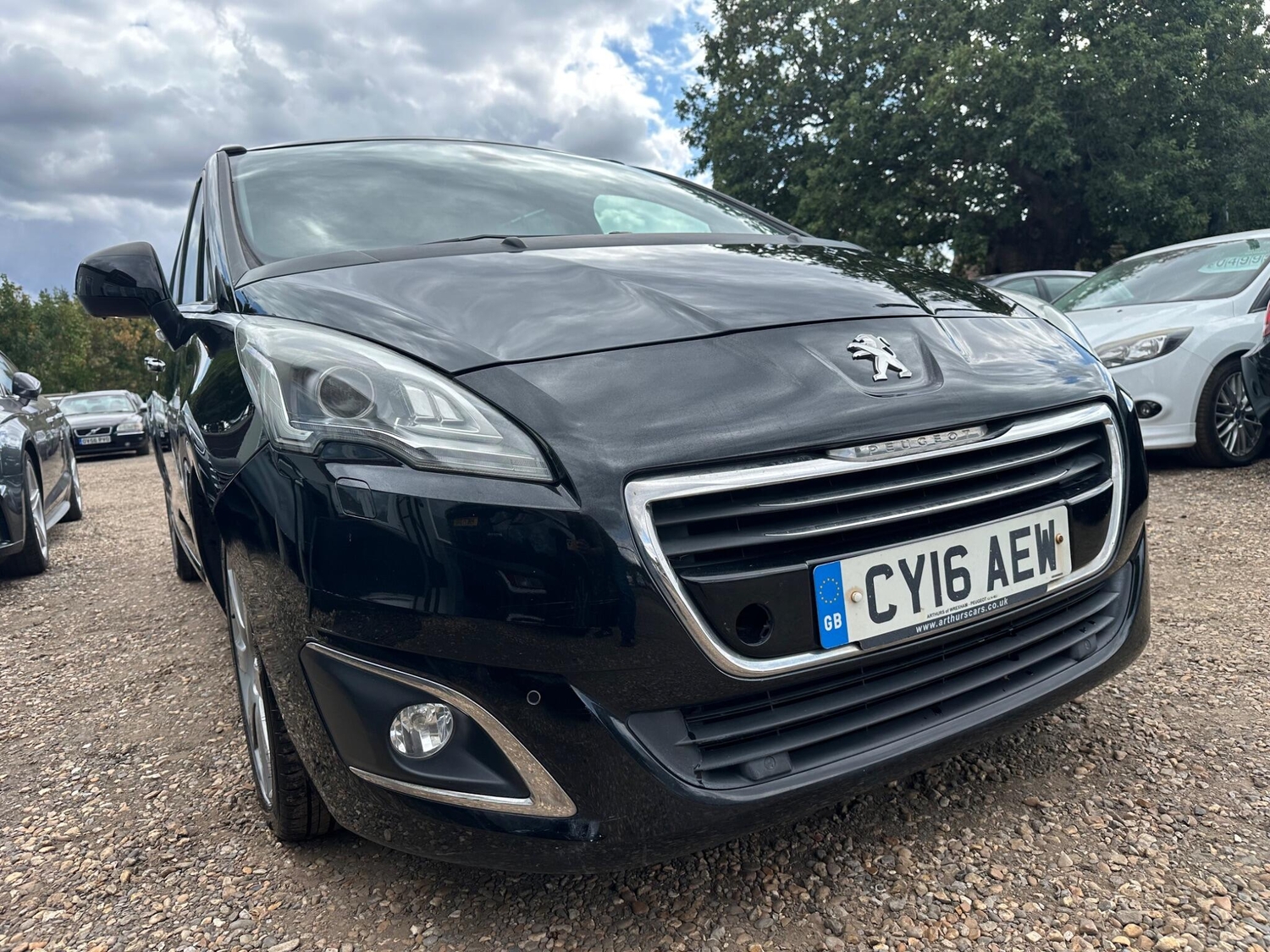 Peugeot 5008 2016 - Cars
