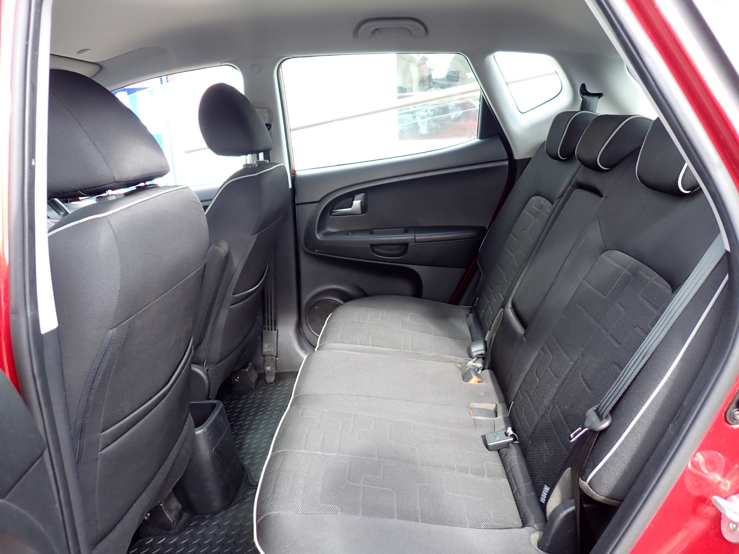 Kia Venga 2016 - Cars in Tonbridge