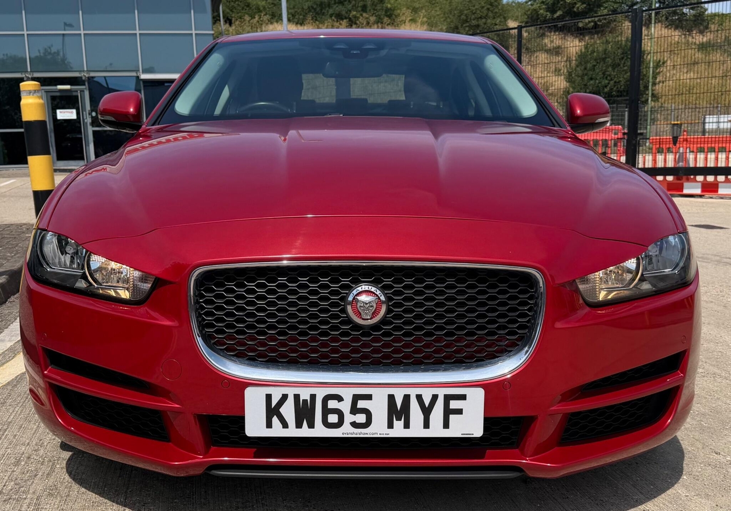 Jaguar XE Brent