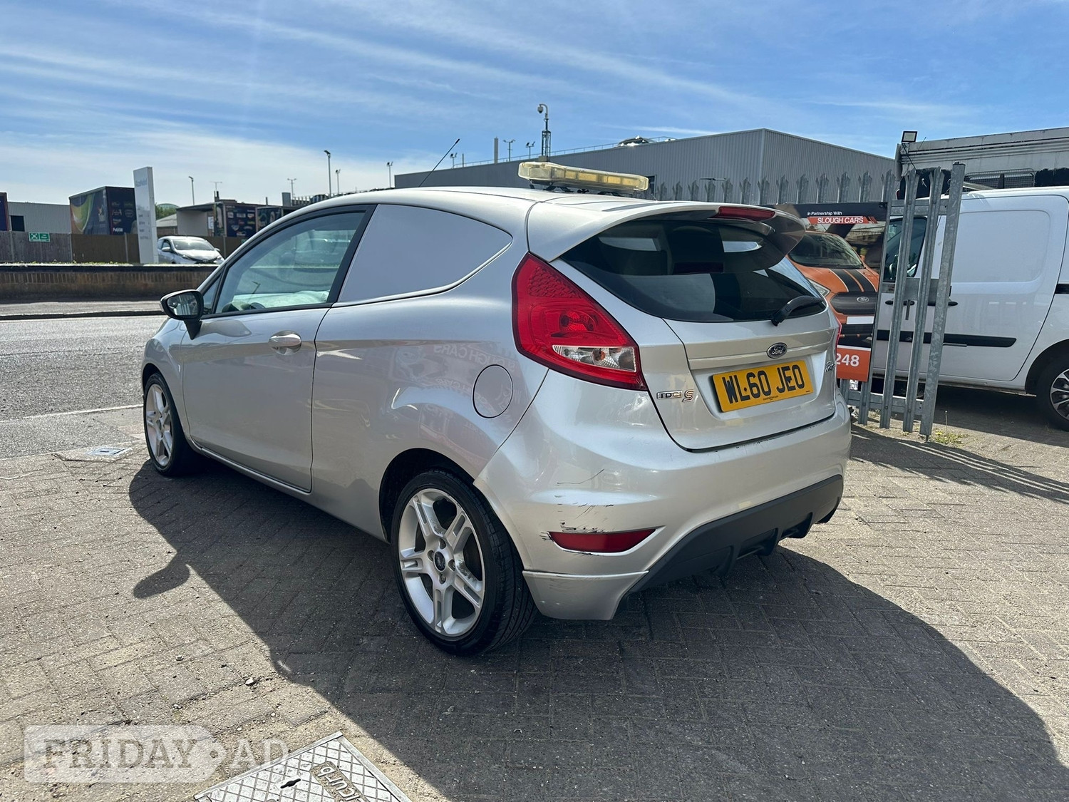 [ berth ]Ford Fiesta