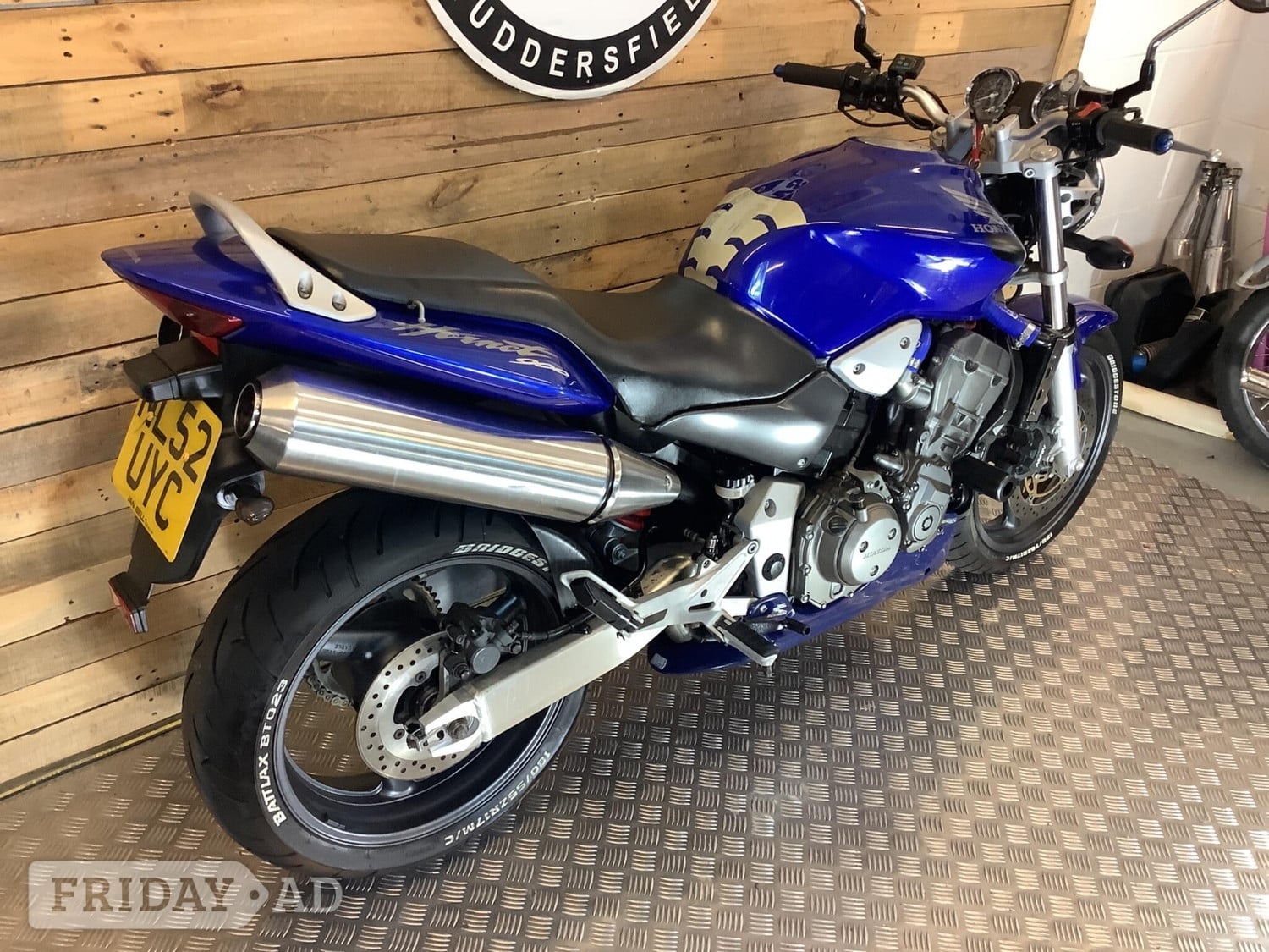 Honda CB 2002 - Motorbikes, Scooters & Quads in Huddersfield