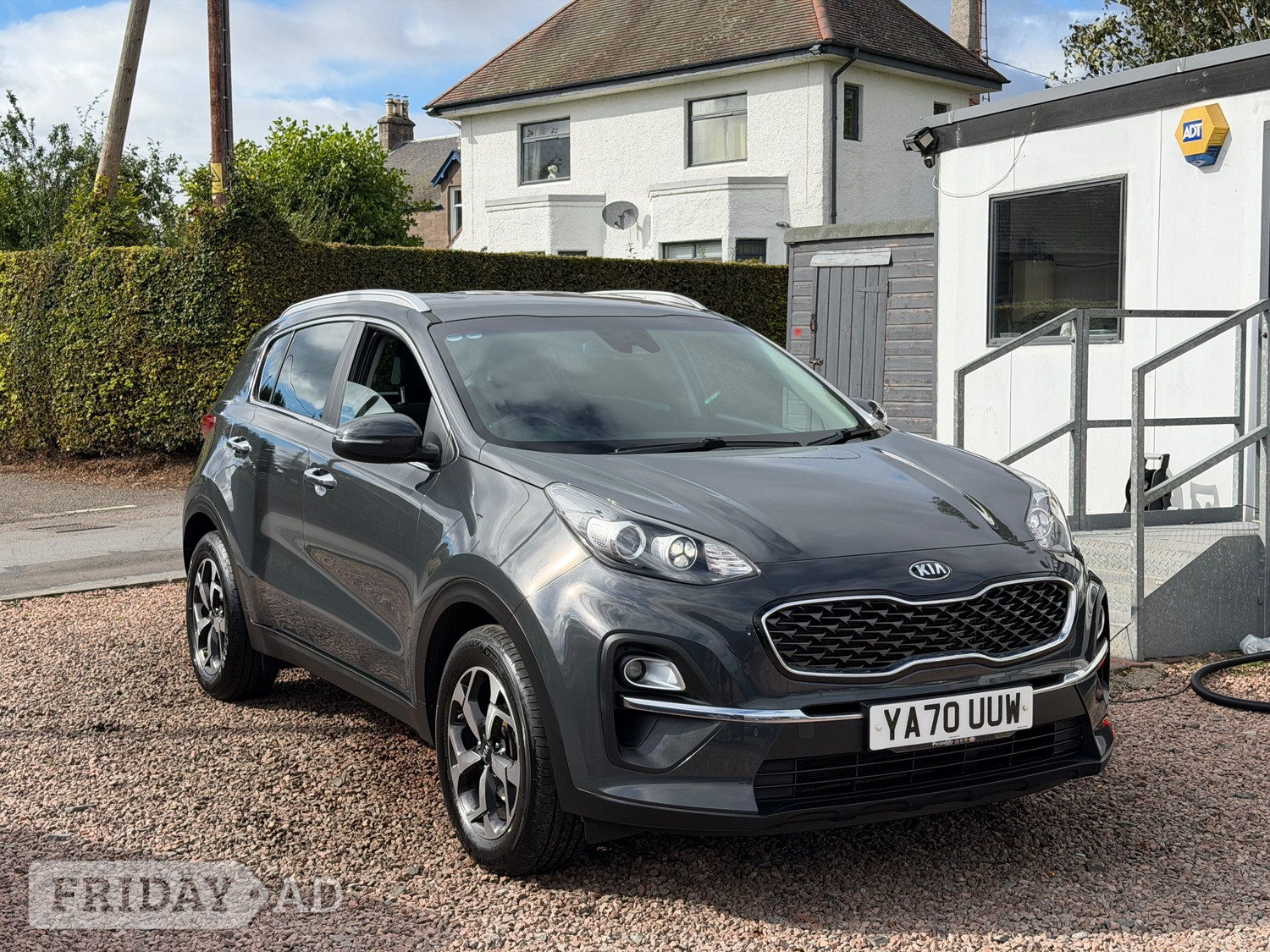 [ berth ]Kia Sportage