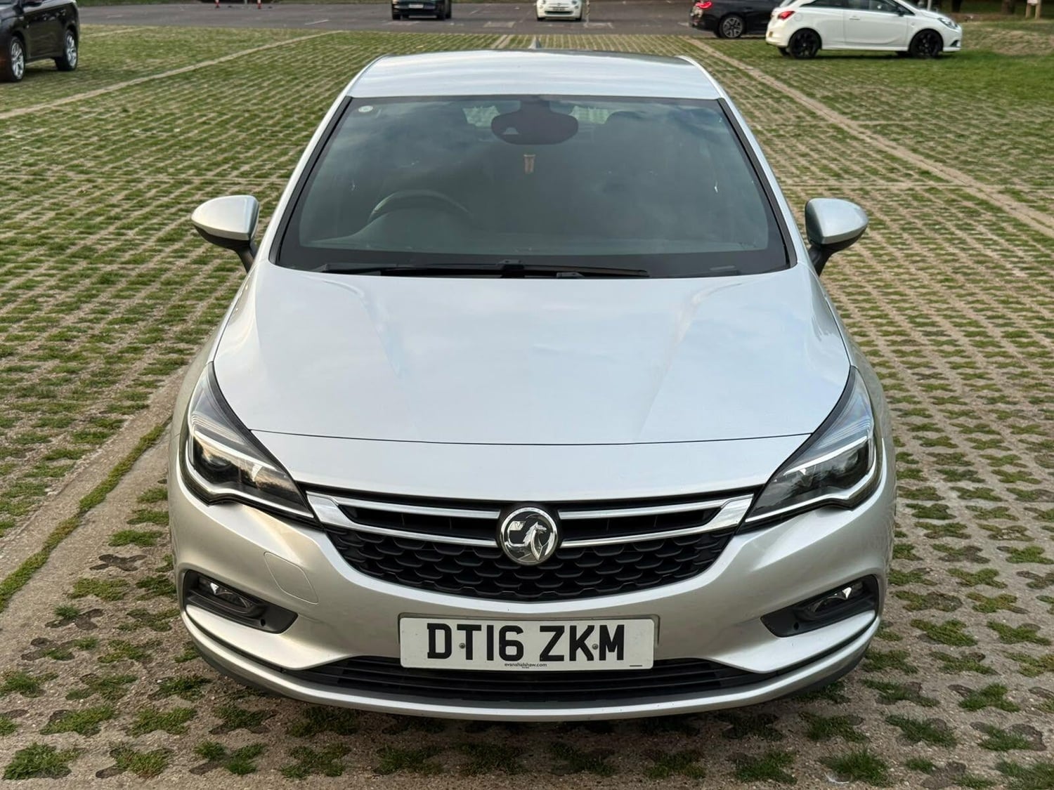 [ berth ]Vauxhall Astra