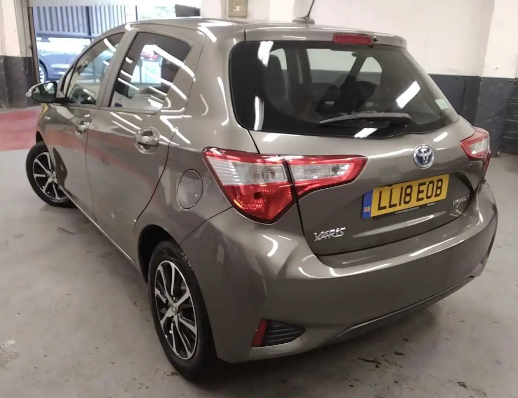 [ berth ]Toyota Yaris