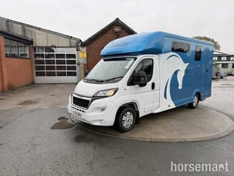 Equi-Trek Equinox Peugeot Horsebox