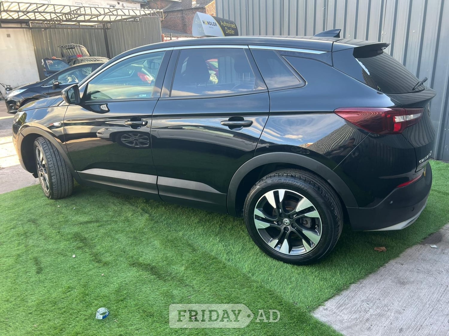 Vauxhall Grandland X 2018 - Cars in Oldbury