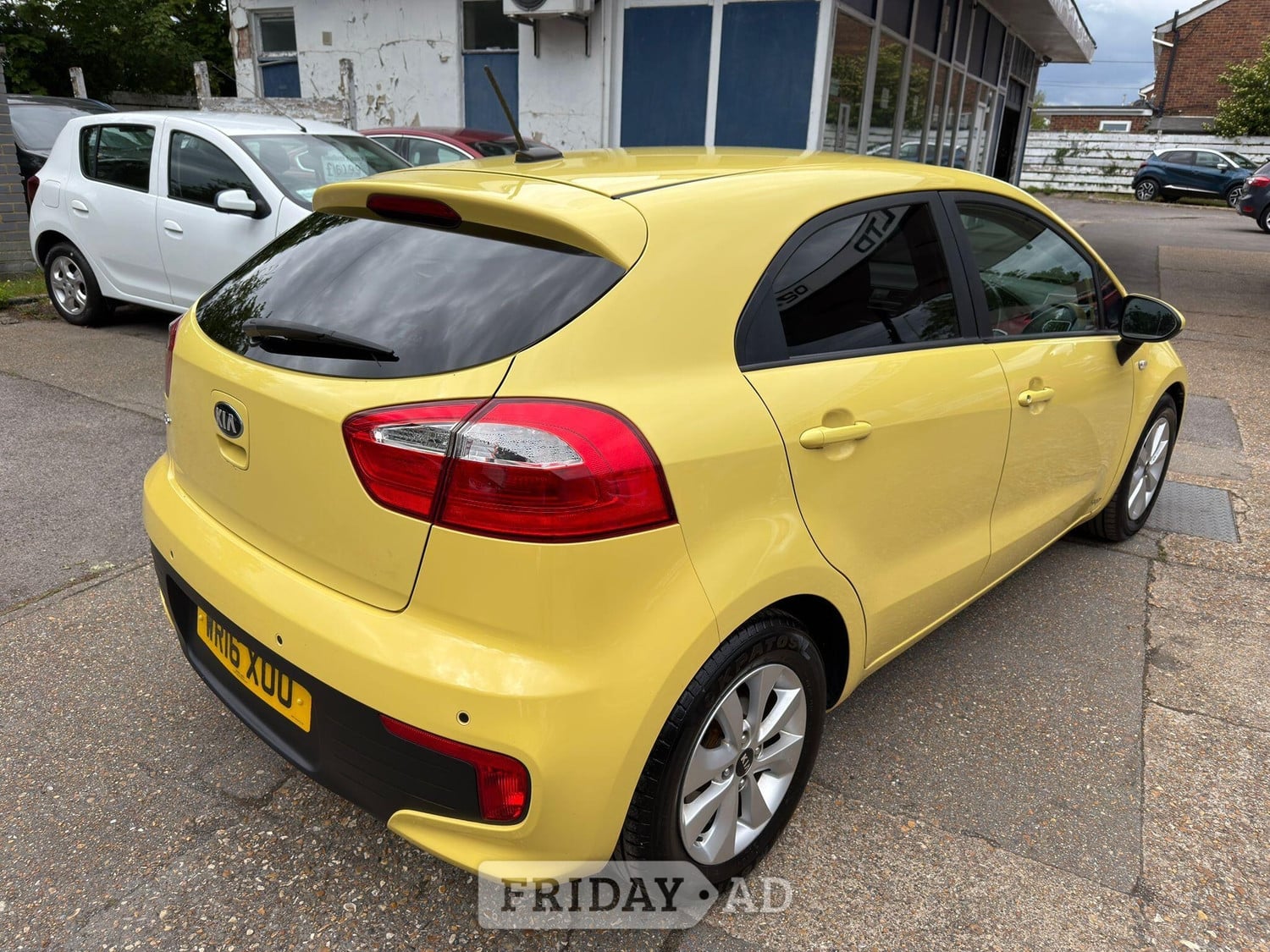 Kia Rio 2016 - Cars