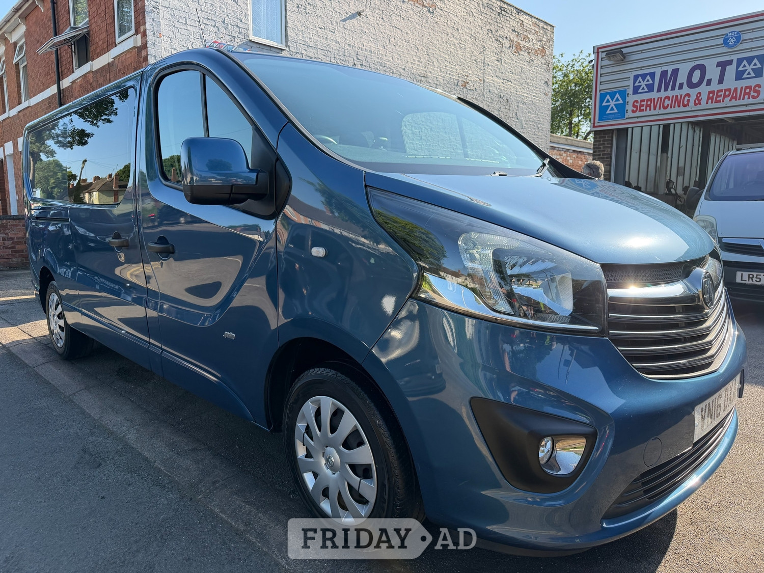 Vauxhall Vivaro 2016 - Vans & Commercial Vehicles in Kettering