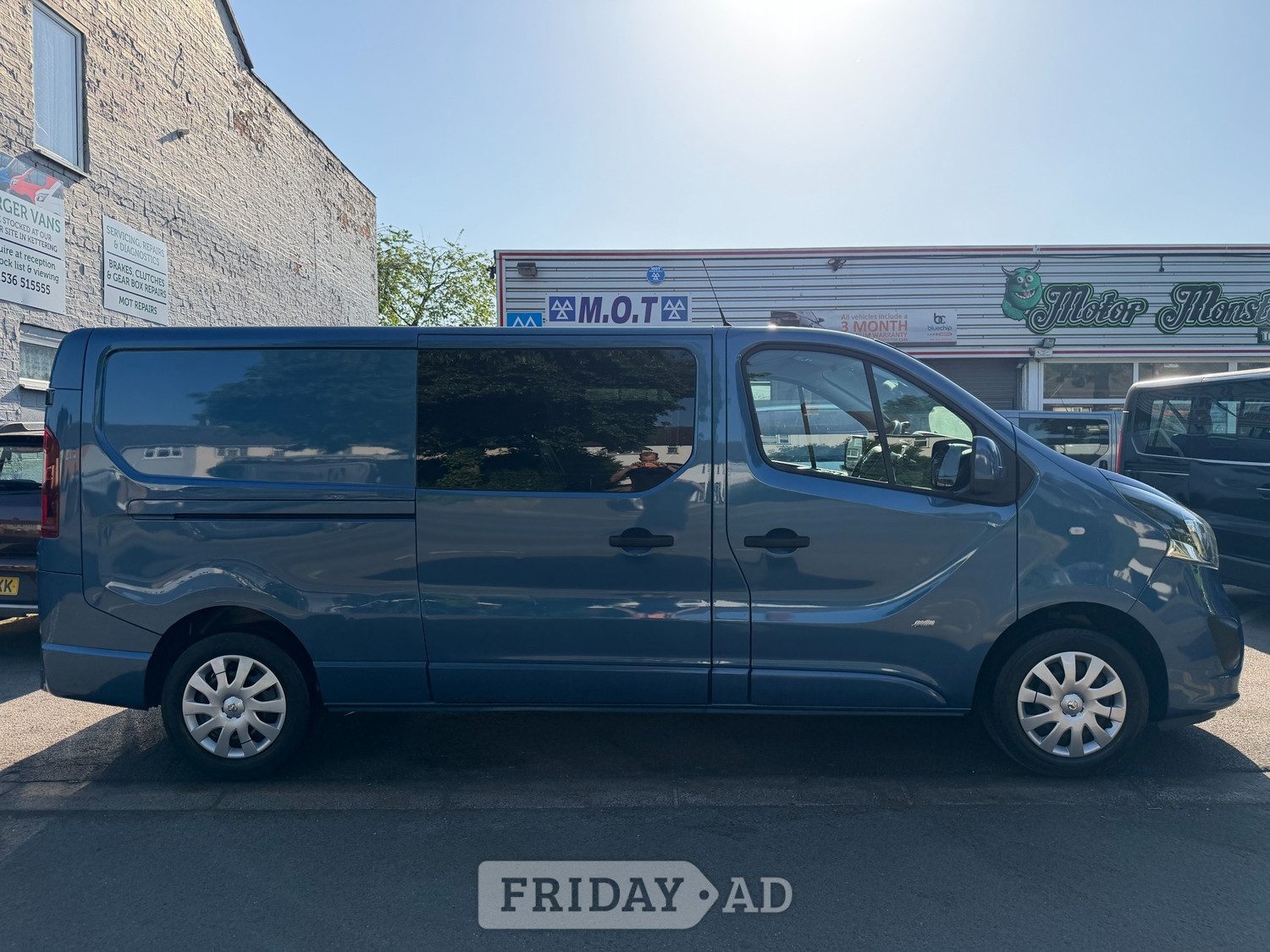 Vauxhall Vivaro 2016 in Kettering