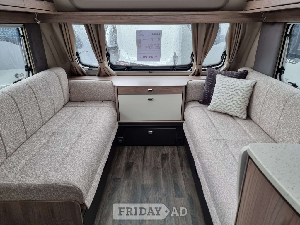 Swift Conqueror Grande 645 2026 - Motorhomes & Caravans