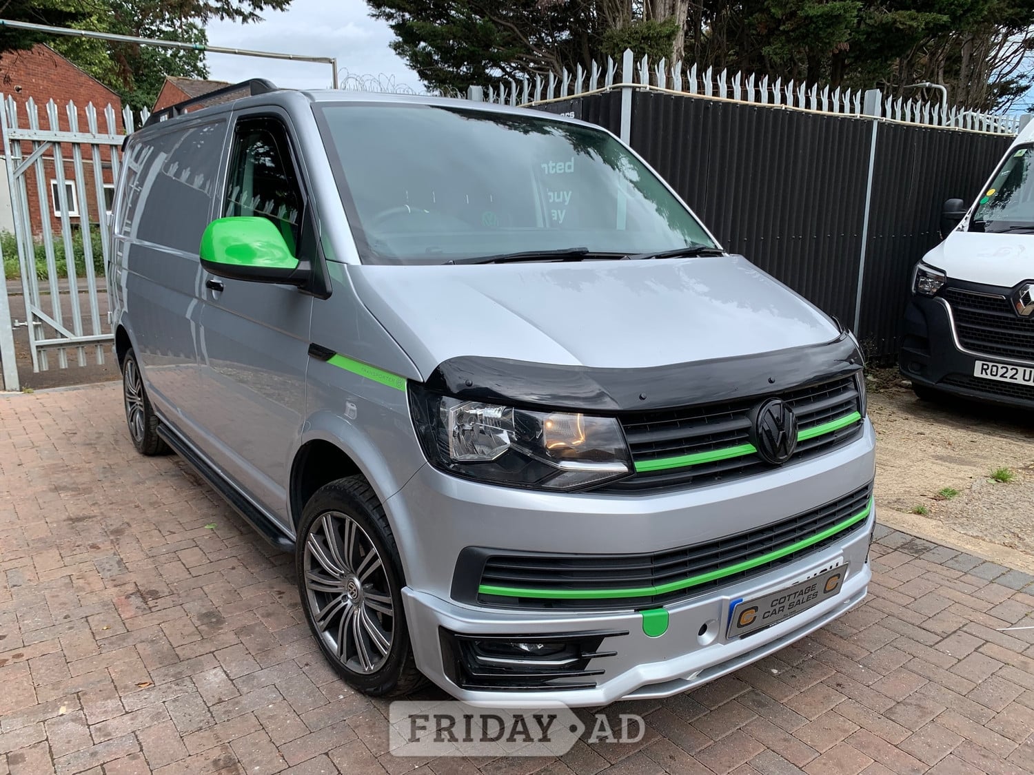 Volkswagen Transporter 2016 in Hayes