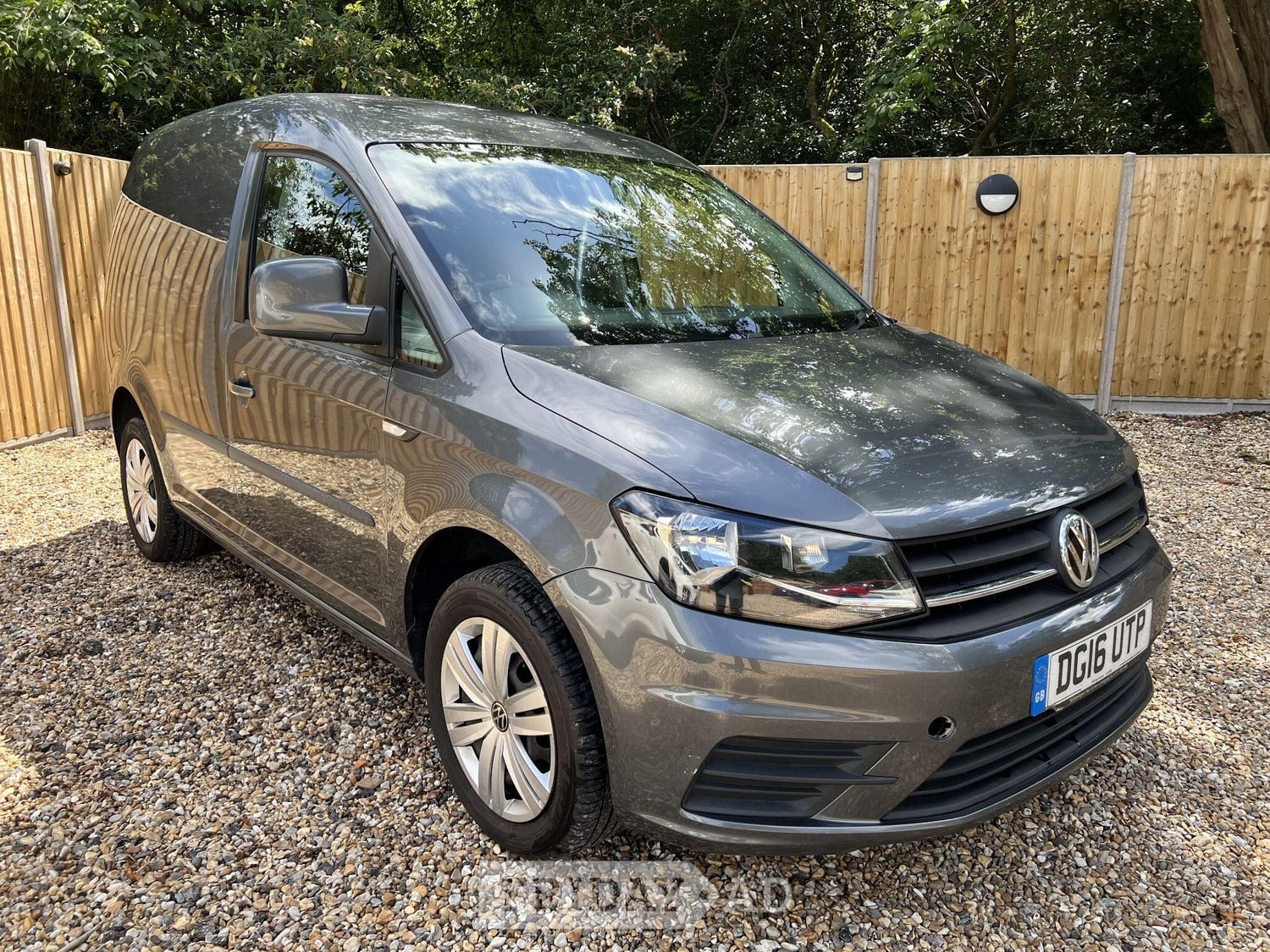 Volkswagen Caddy 2016 in Cranleigh