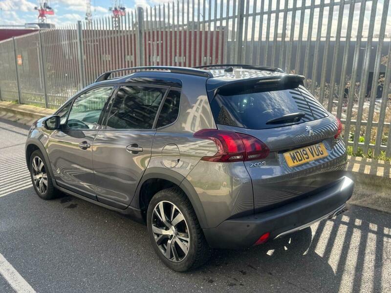 Peugeot 2008 2019 - Cars