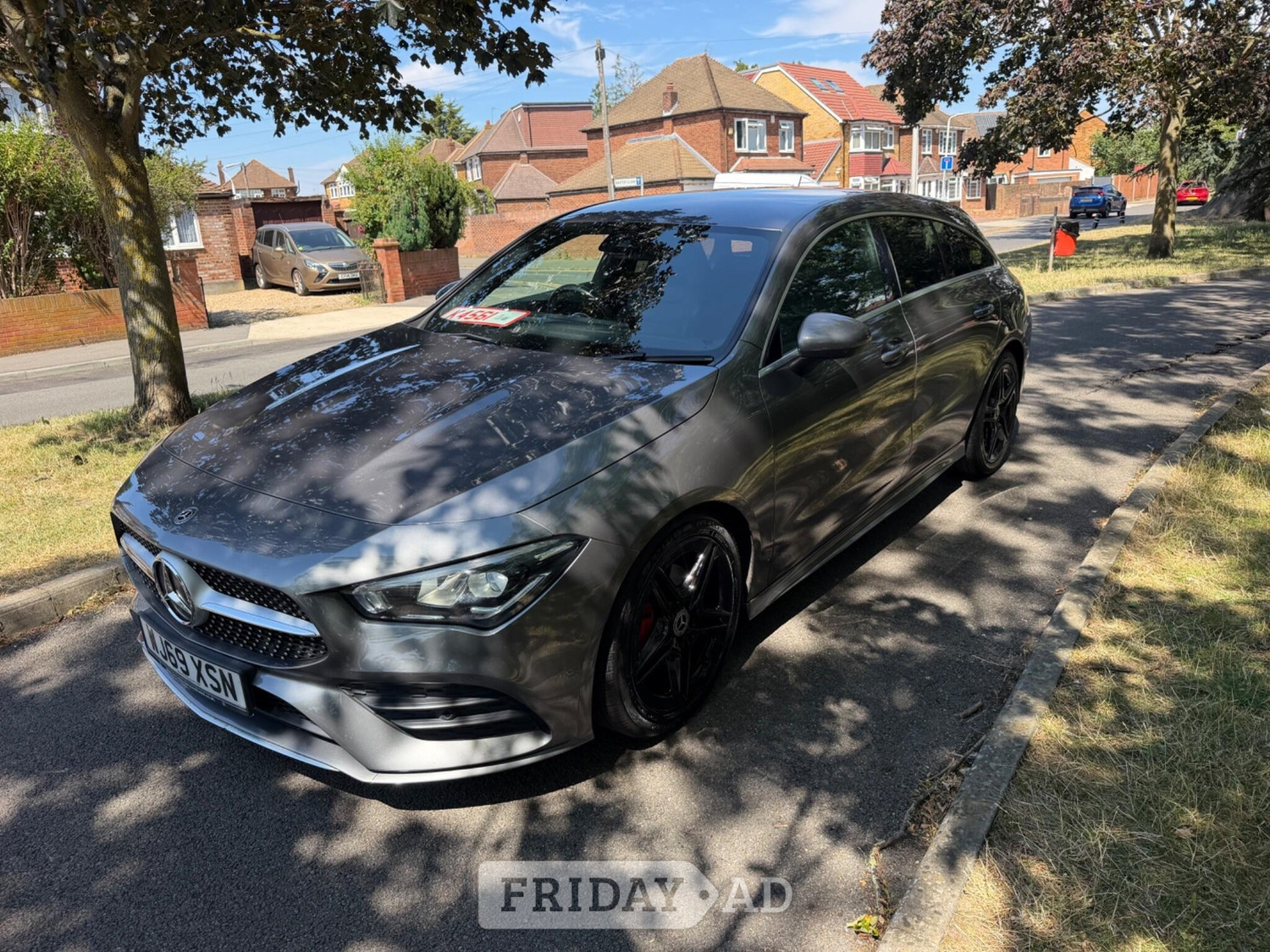 [ berth ]Mercedes-Benz CLA Class