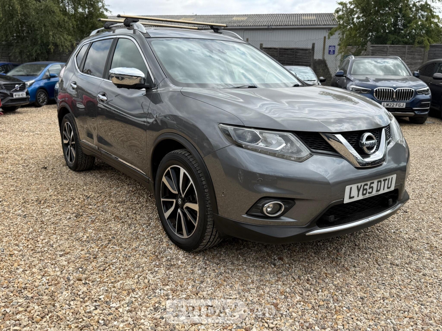 Nissan X-Trail 2015 in Leighton Buzzard