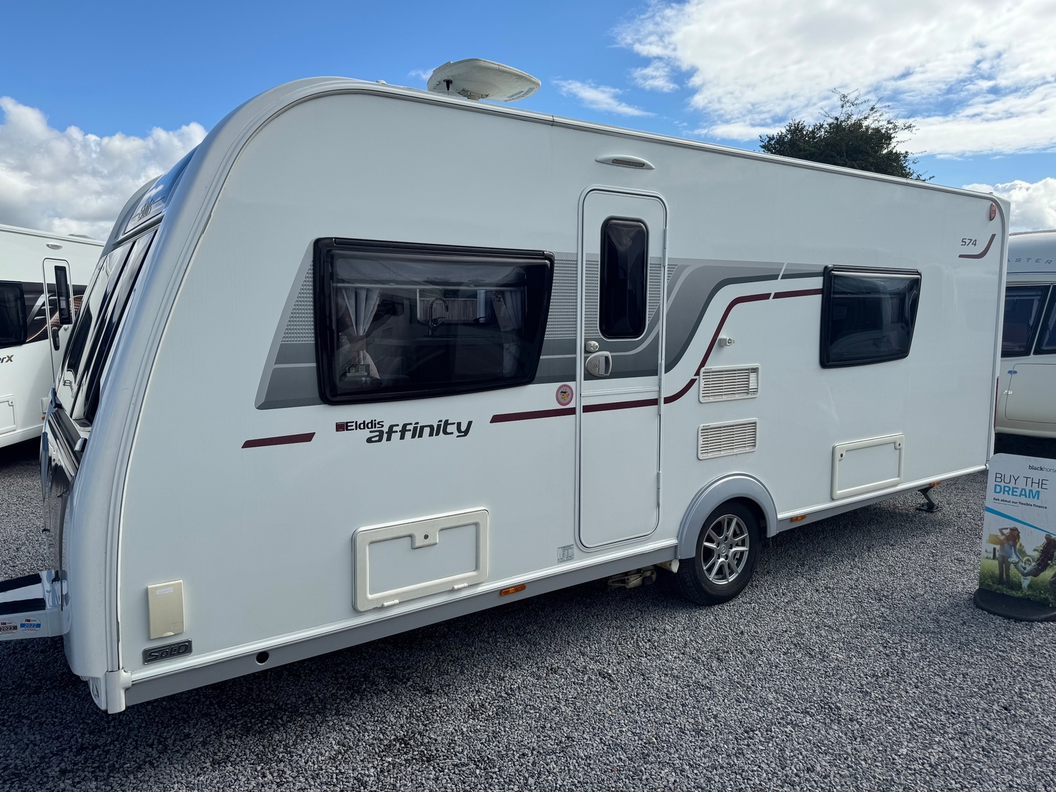 [ berth ]Elddis Affinity 574